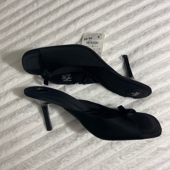 ☆Zara Women’s Black Bow Kitten Heels☆ - Picture 7 of 9